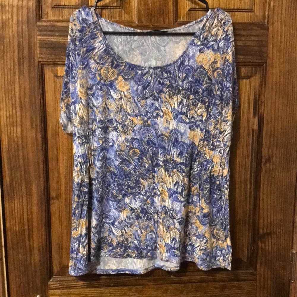 Blue/Gold short sleeve top